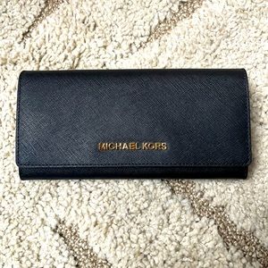 Michael Kors Wallet/Clutch